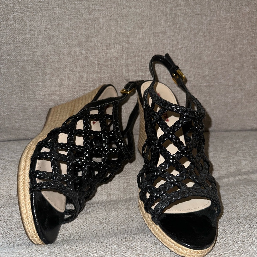 Prada shoes size 7.5 - Picture 2 of 5